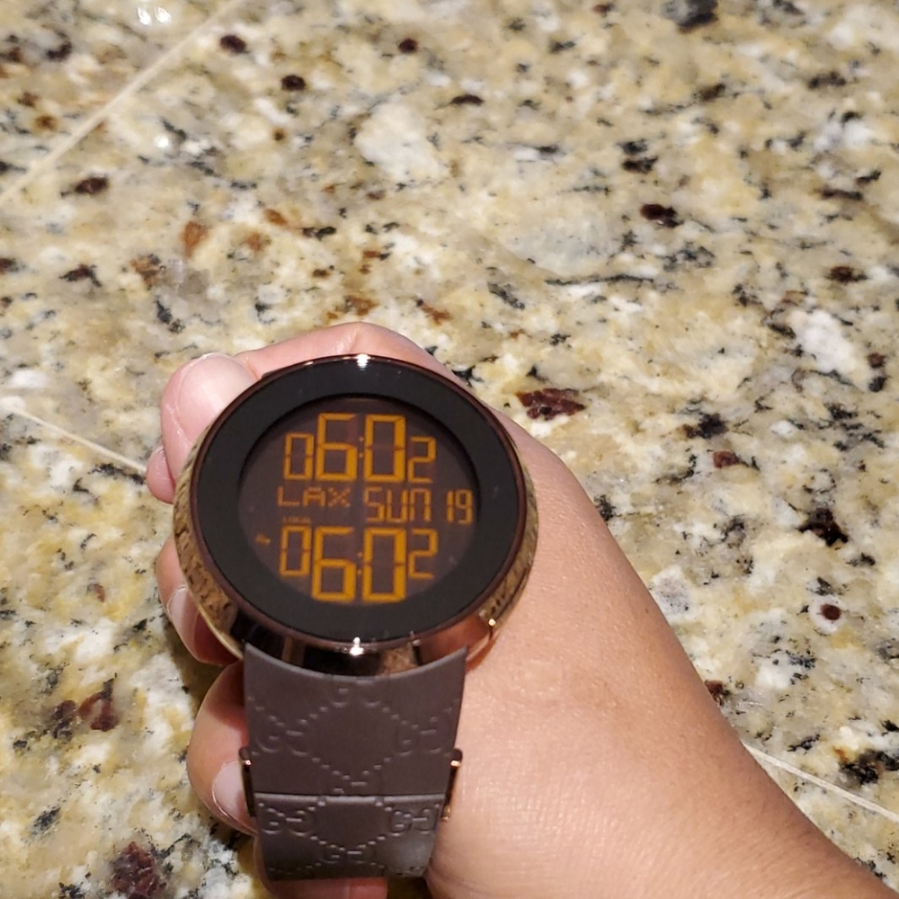 COPY - Gucci digital watch with rubber strap